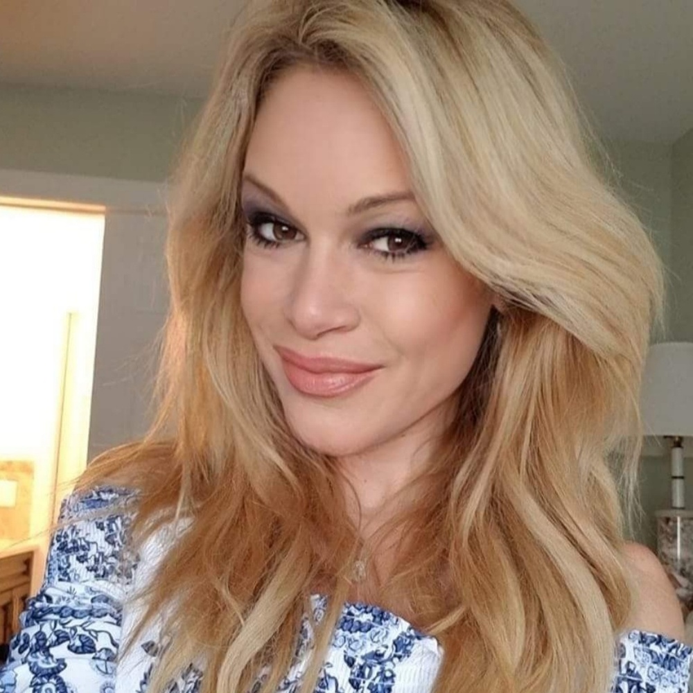 Meet your Posher, Dana